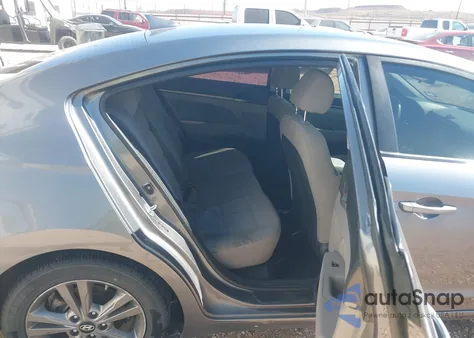 2018 Hyundai Elantra Sel из США, поврежденный, VIN 5NPD84LF4JH336255